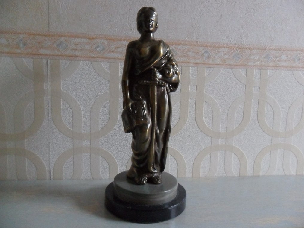 Statuetă - Vrouwe Justitia - 2 kg - Bronz aurit #2.1