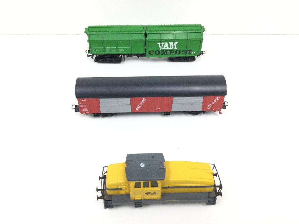 Märklin, Roco H0 - 3078/4368/46273 - Σετ τρένων (3) - DHG500 plus δύο αυτοκίνητα - NS #4.3