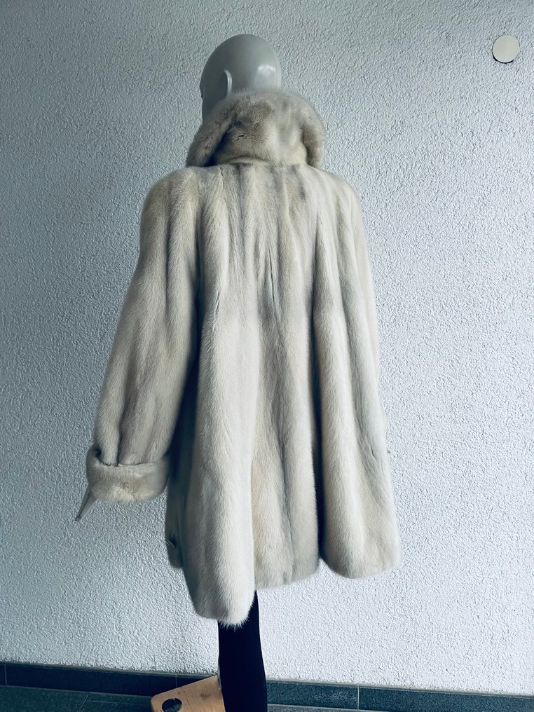 Artisan Furrier - Pels #2.1