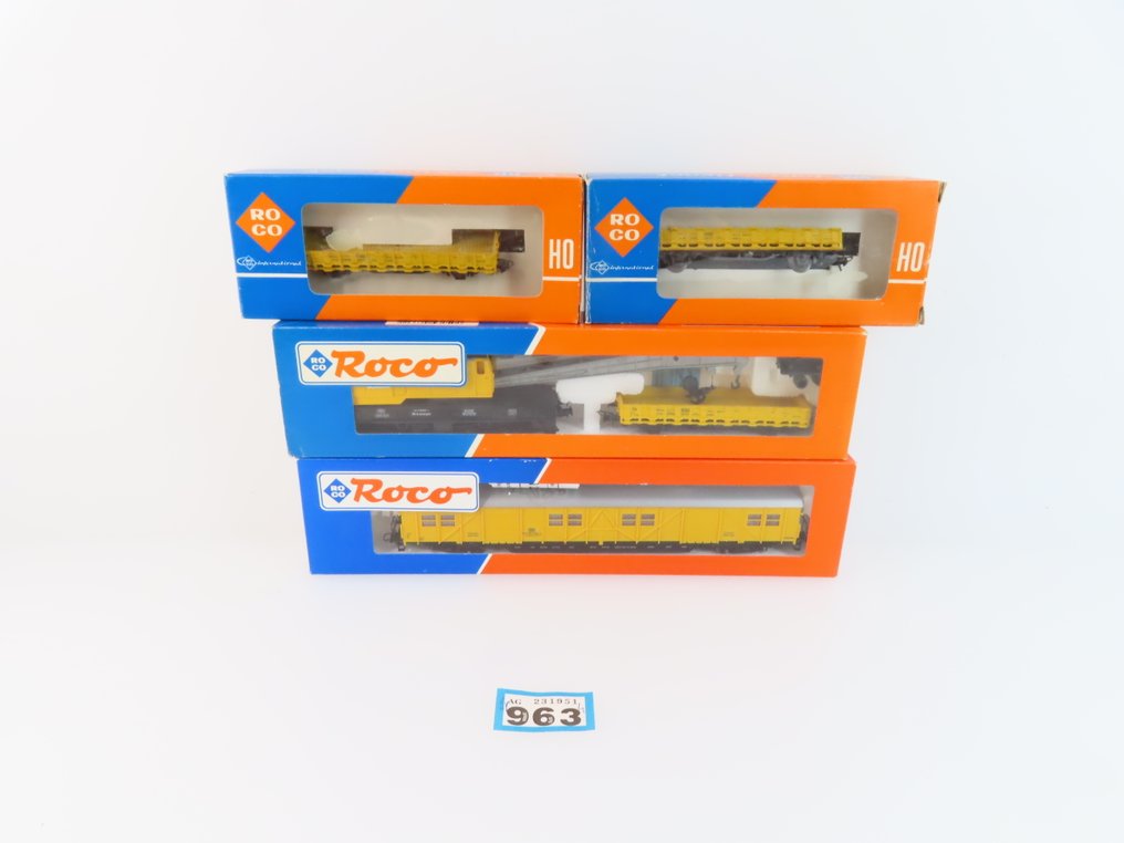 Roco H0轨 - o.a. 4317B/46331/46212 - 模型火车货运车厢 (1) - 五件套工作列车套装,包括六轴起重车、两轴货车和四轴宿舍车。 - DB #3.2