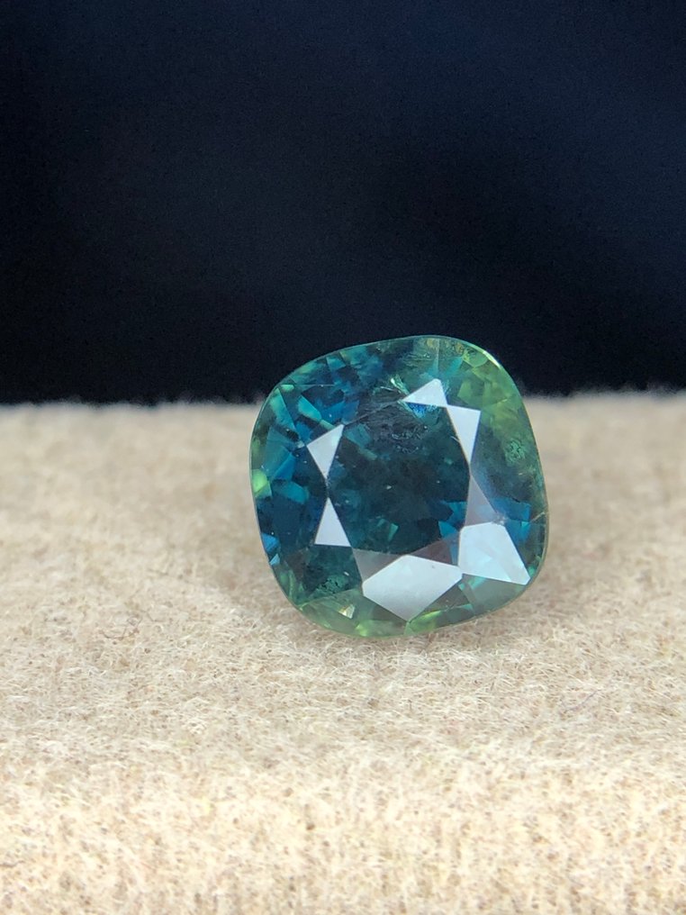 沒有保留價 - 1 pcs  藍色, 綠色 藍寶石  - 1.46 ct - 國際有色寶石協會 (ICA GemLab) - 令人惊叹的作品#74 #4.3
