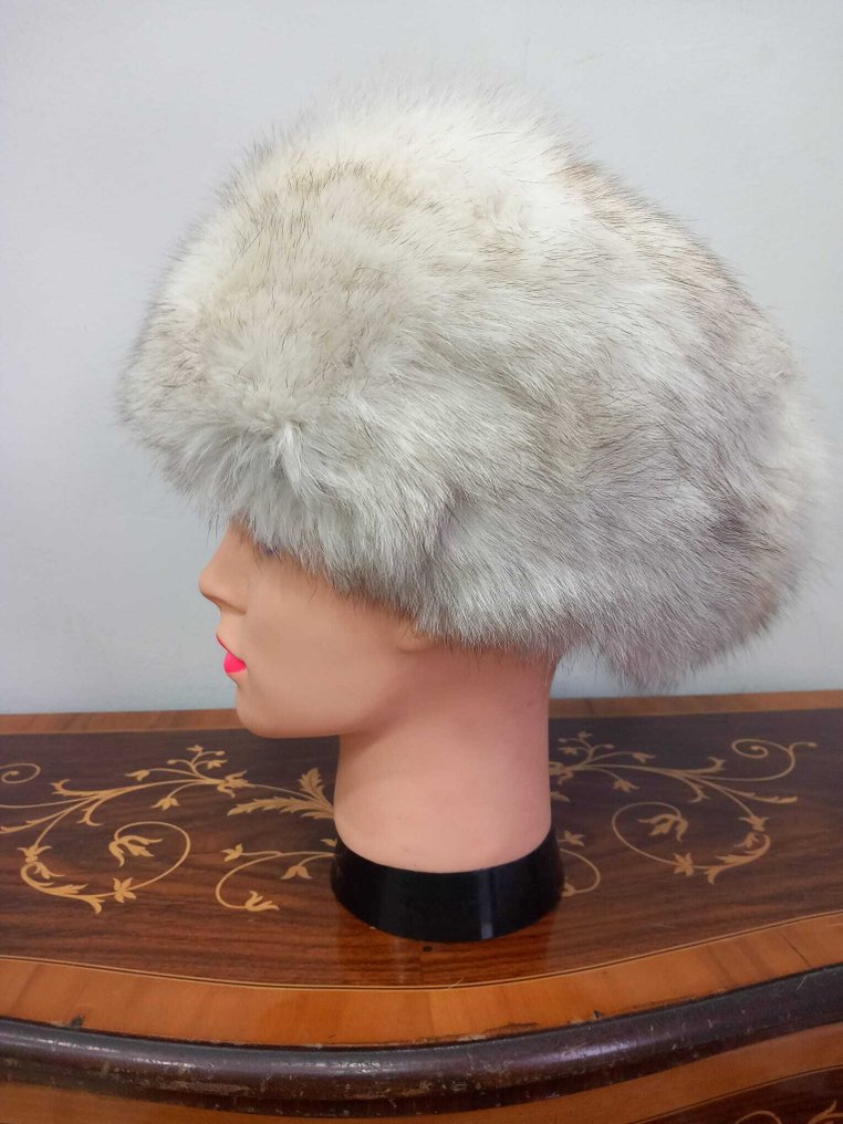 Artisan Furrier - Hat - Fox #4.3