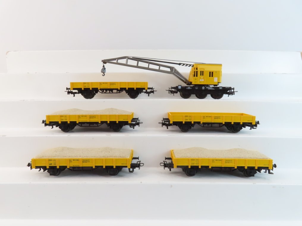 Märklin H0轨 - 4471/4671 - 模型火车货运车厢 (6) - 5辆双座货车(部分带货物)和1辆三座起重机车。 - DB #1.0