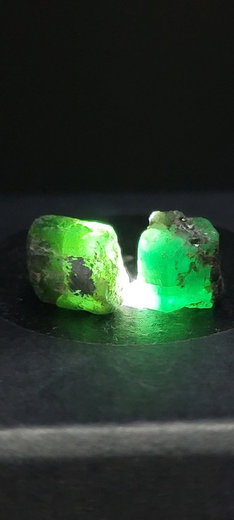 Emerald 粗糙- 5.99 g - (4) #1.0