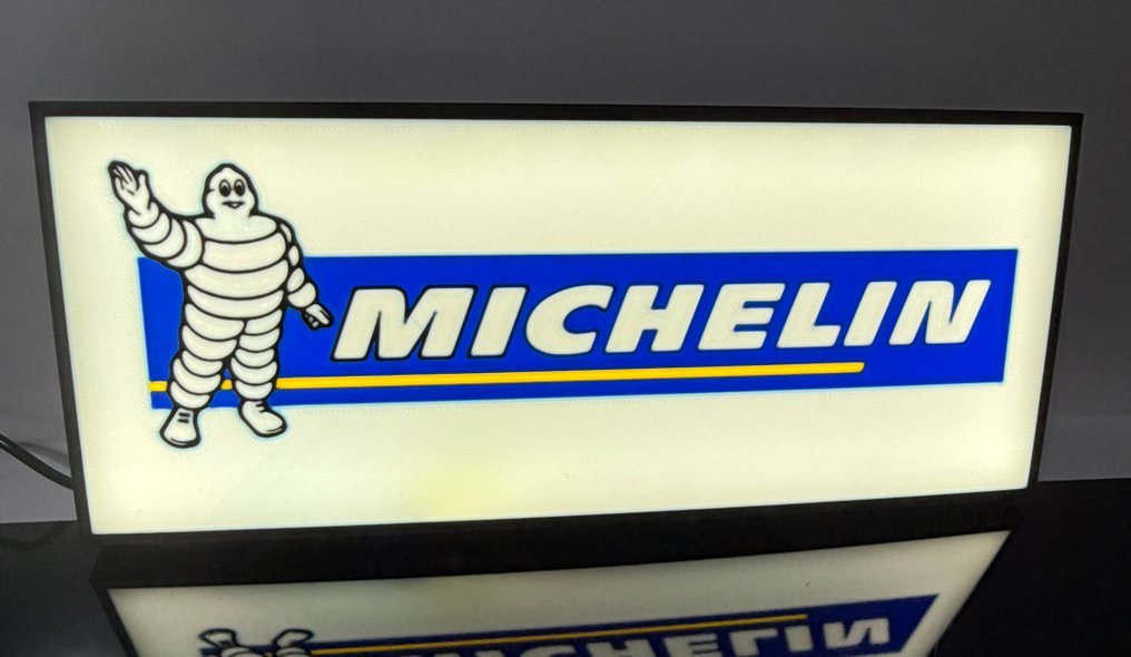 廣告人物 - 美丽的发光卡特尔米其林Bibendum - 2000-2010 #2.1