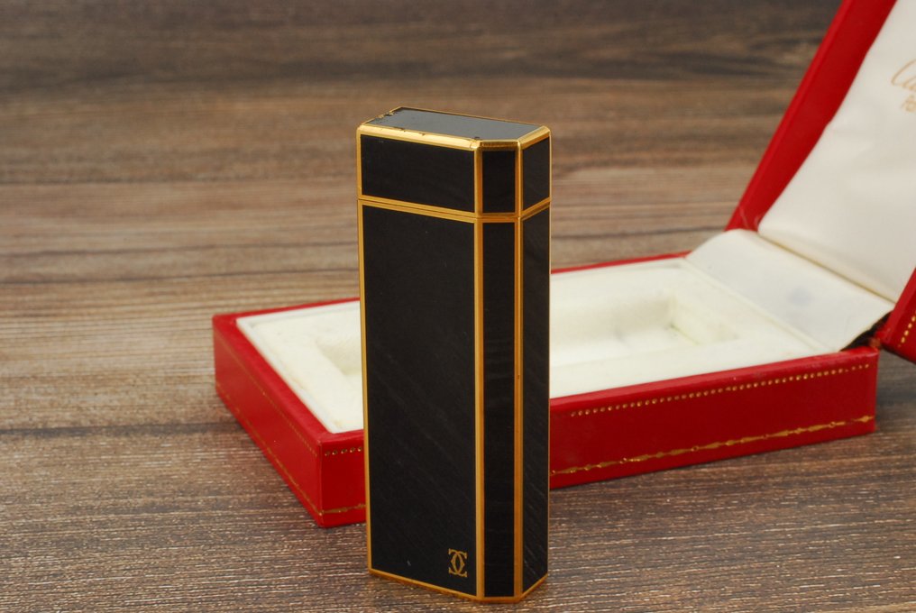 Cartier - Pentagon gas lighter - Αναπτήρας τσέπης - Μαύρη λάκα και επιχρυσωμένο #1.0