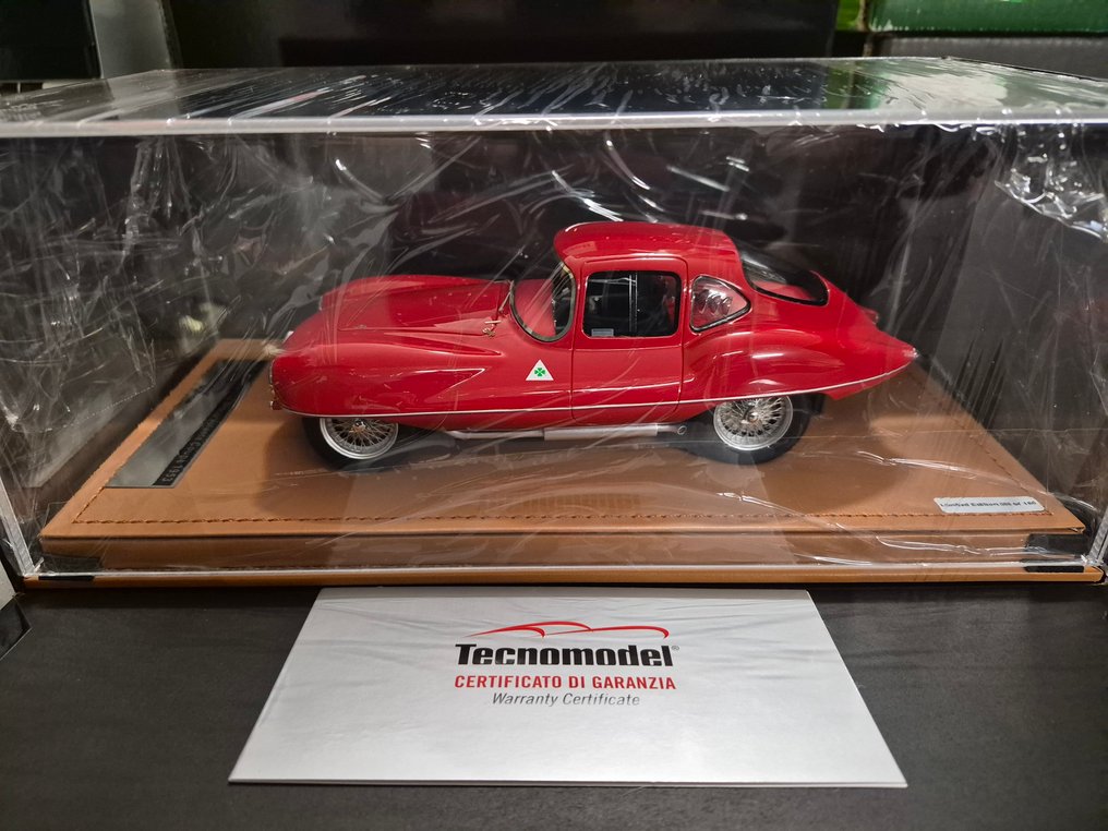 Tecnomodel 1:18 - Modell sportsbil - Alfa Romeo C52 Disco Volante Coupè 1952 - TM18-329A #1.0