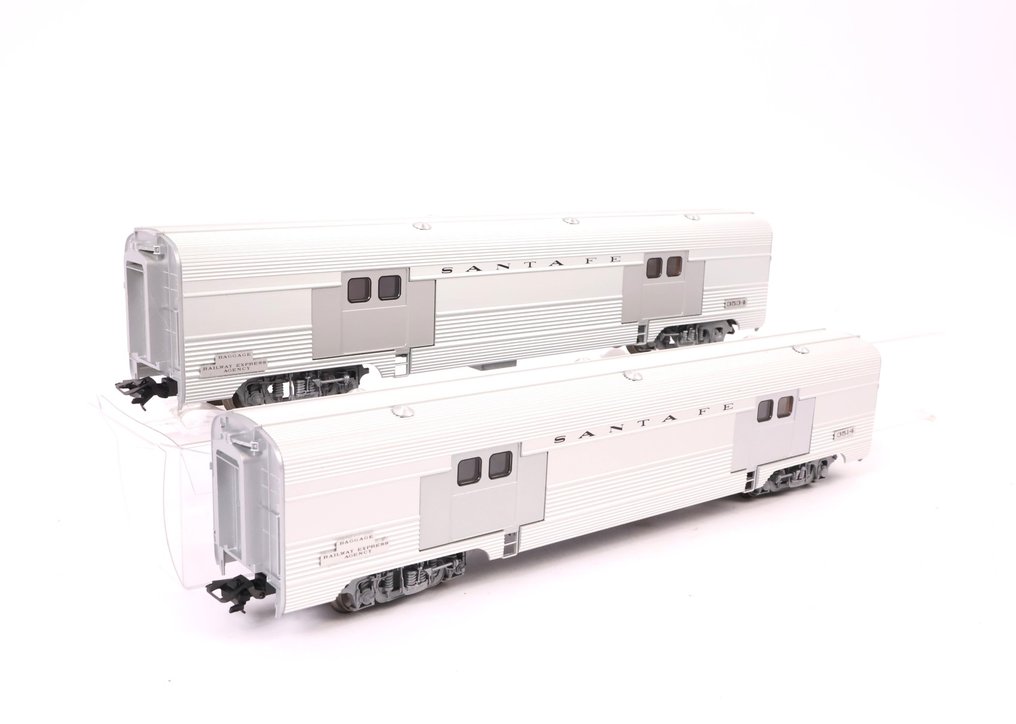 Märklin H0 - 43603 - Επιβατικό τρένο μοντελισμού (2) - Δύο αυτοκινούμενα καρότσια αποσκευών. - Santa Fe #1.0