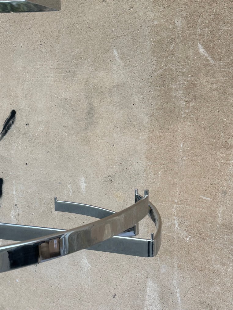 Frakkstativ - Jern - Detaljhandel POS-utsmykkingsutstyr / Kleshenger #3.2