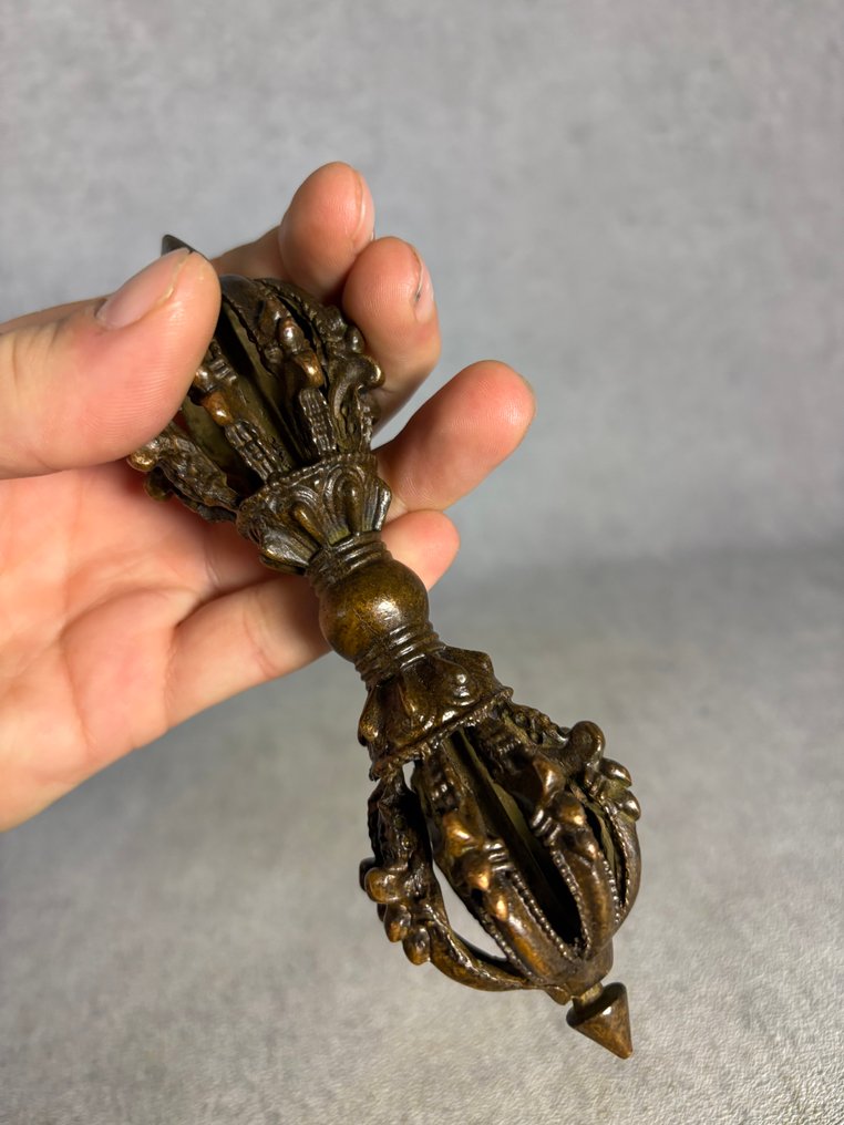 Objets bouddhistes - Bronze - Fin du XXe siècle #3.2