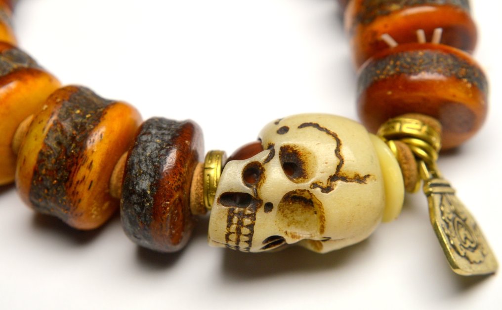 Amber Bakelite - Bracciale - Memento Mori Cranio #2.1