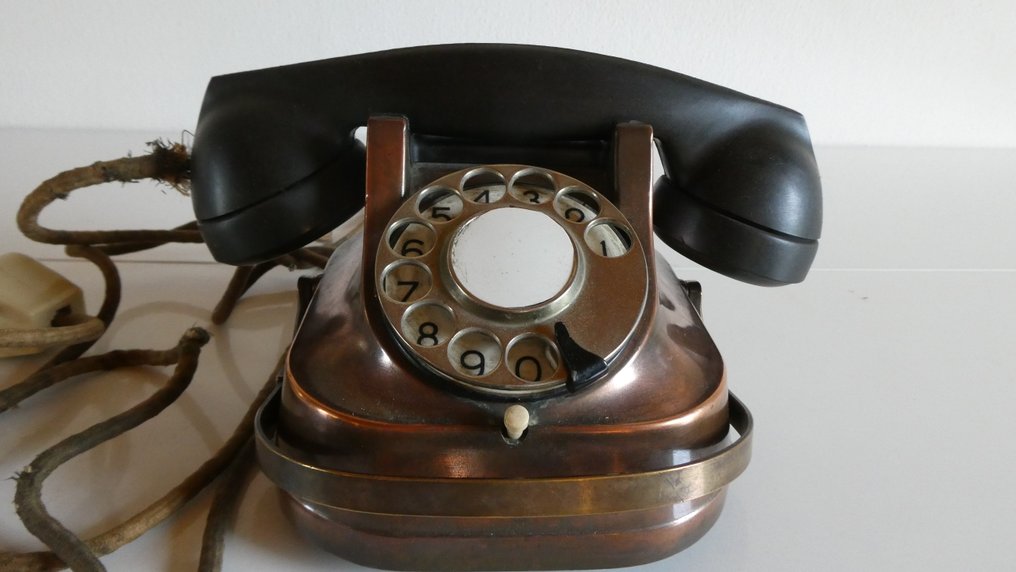Atea - Analog telefon - RTT 56B - Koppar, Bakelit #1.0