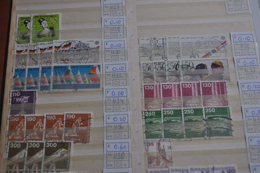 德国的多样时期  - 详细查找，包括数量、系列及更多内容，涉及多个库存簿（236 张照片） #4.3