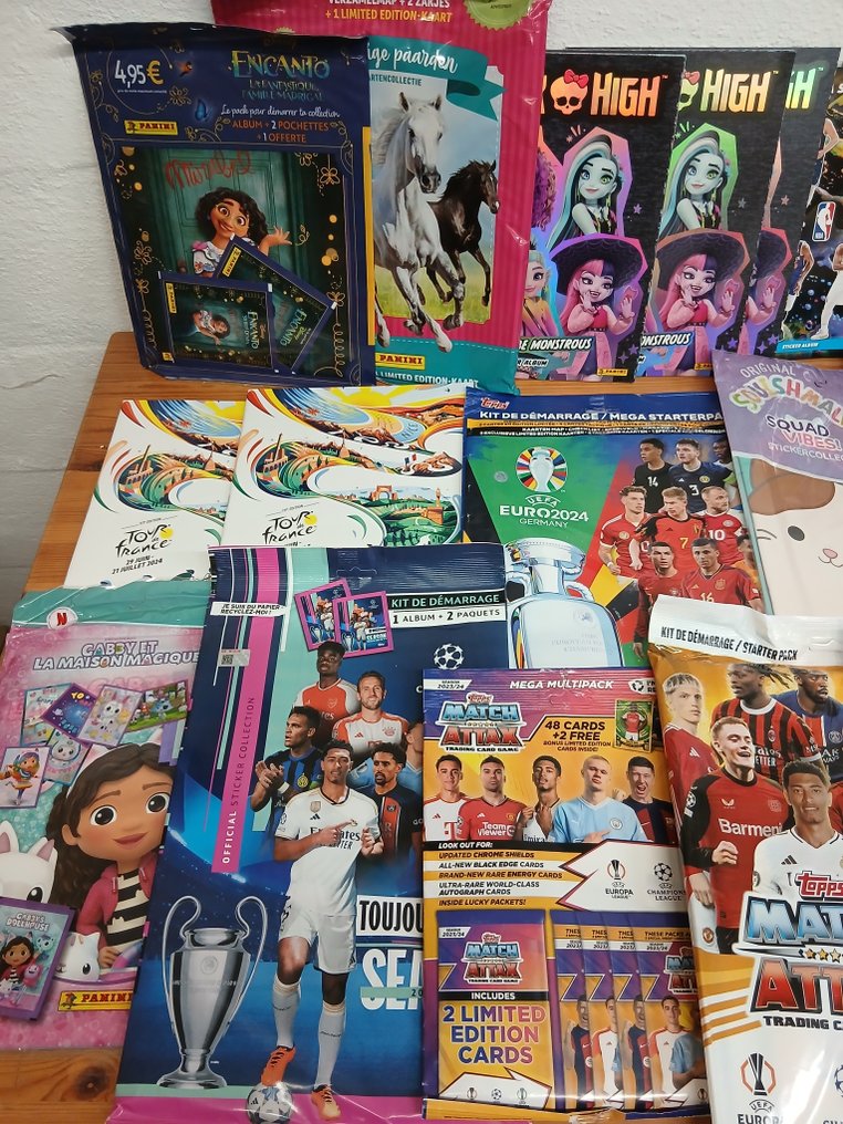 Panini Collection of 100(!) Starterpack + Empty Album - Mint (M) #3.2