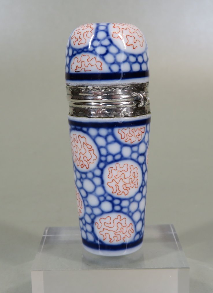 Parfumfles Huttensteinach, Germany - 香水瓶 - .833 銀 #1.0