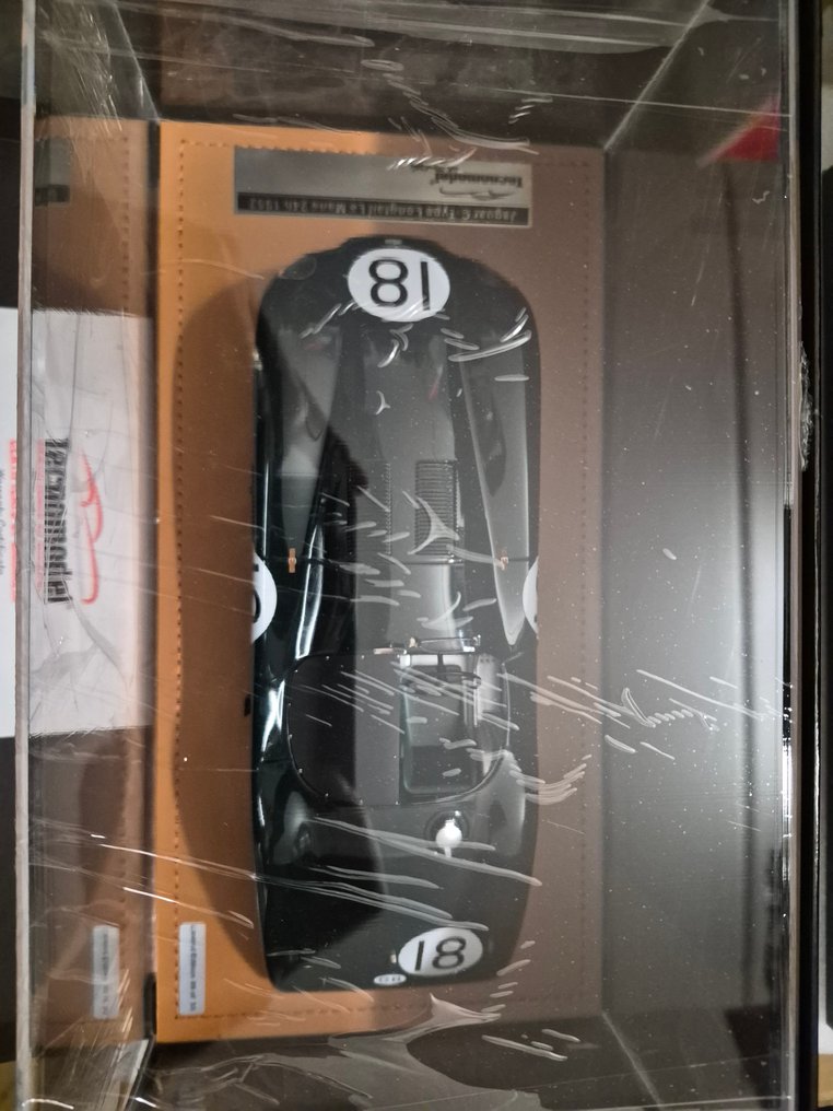 Tecnomodel 1:18 - Modell sportsbil - Jaguar C Type 3.5L long tail 24h Le Mans 1952 #18 Rolt-Hamilton - TM18-303C #1.0