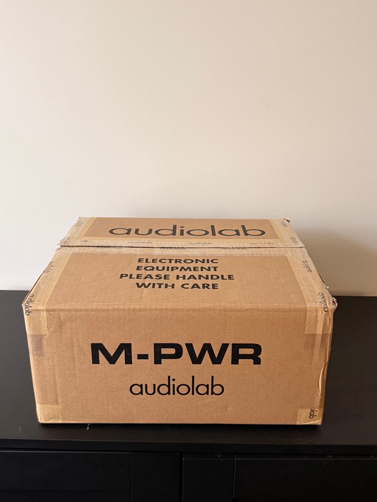 Audiolab - M-PWR Solid state effektförstärkare #1.0