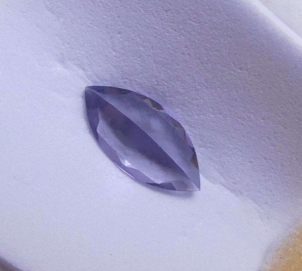 Ingen mindstepris Tanzanit  - 1.37 ct - Instituto Gemólogico Español (IGE) #4.3