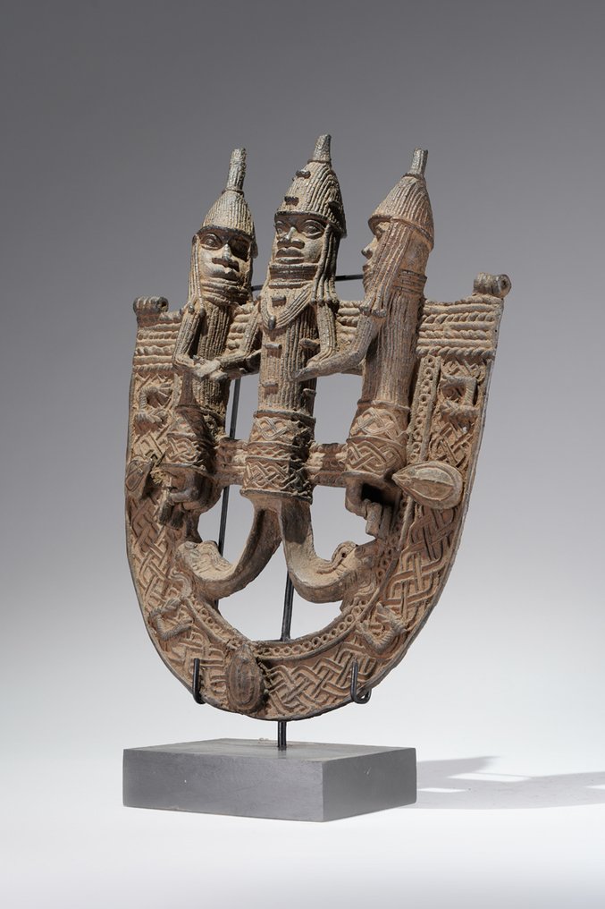 青铜雕塑 - 盘子 - Ama - 尼日利亚 #1.0