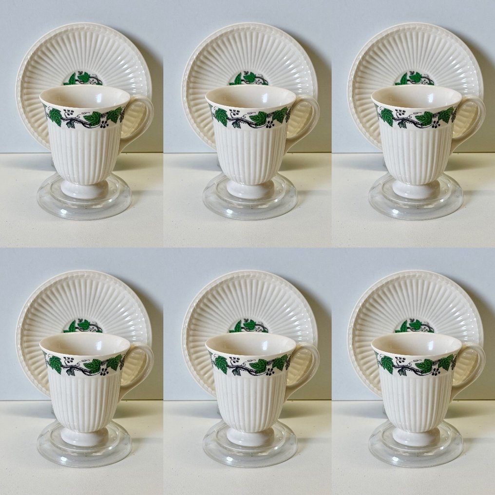 Wedgwood - John Goodwin - 杯子和碟子 (12) - 'Stratford' - 瓷 #1.0