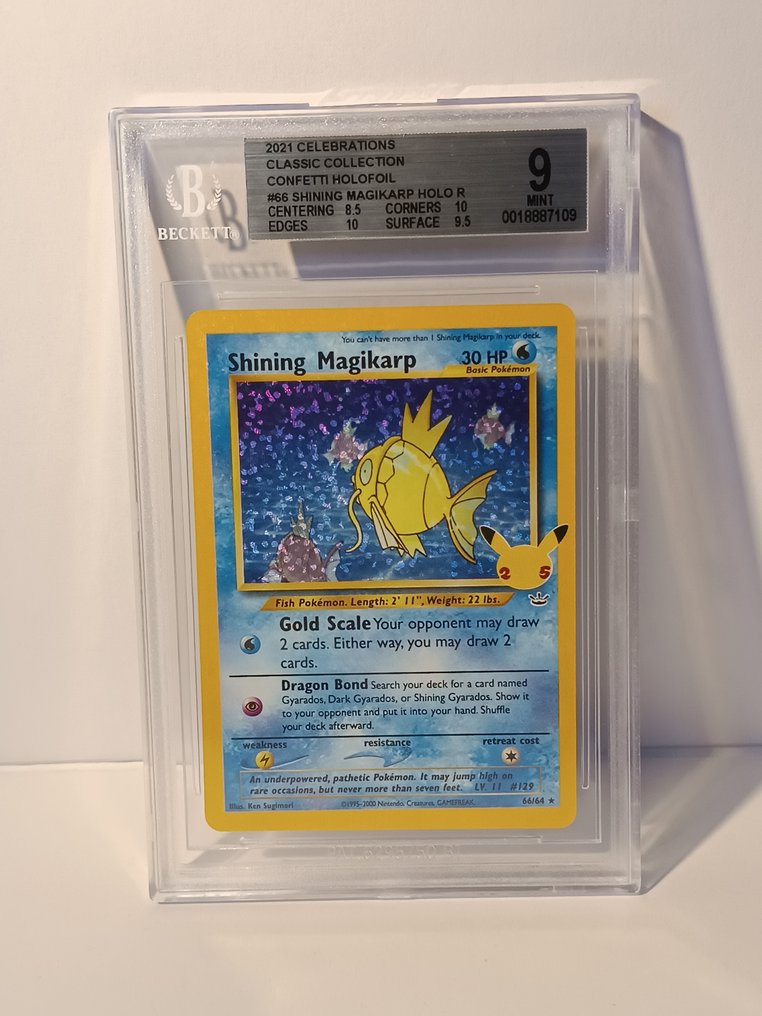Pokémon - 1 Graded card - Magikarp - Beckett 9 - Sword & Shield - Celebrations #2.1