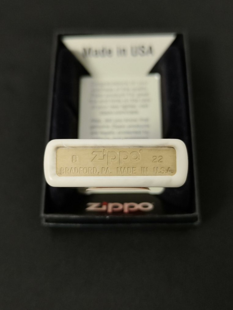 Zippo - Victoria Frances - Ingen mindstepris - Lighter - Stål (rustfrit) #2.1