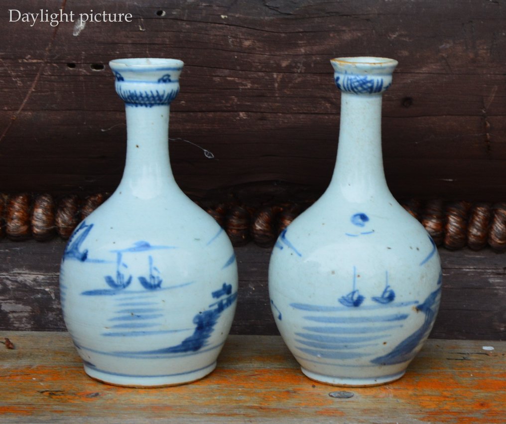 一对中国蓝白‘河畔风景’蒜头花瓶 - 瓷 - 中国 - 大明（1368-1644年），16/17世纪 #3.2