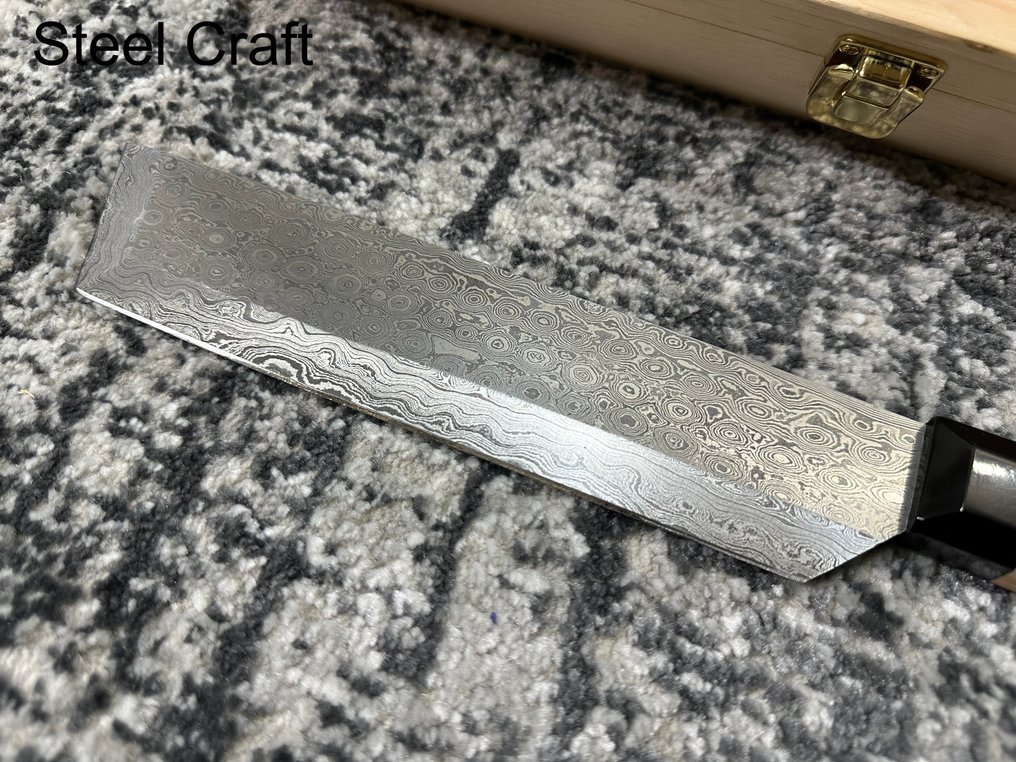 Kjøkkenkniv - Japanske kniver -  Premium japansk stål – profesjonelt kjøkkenkniv - Japansk stål og ergonomisk håndtak - Japan - Chef Favourite #2.1