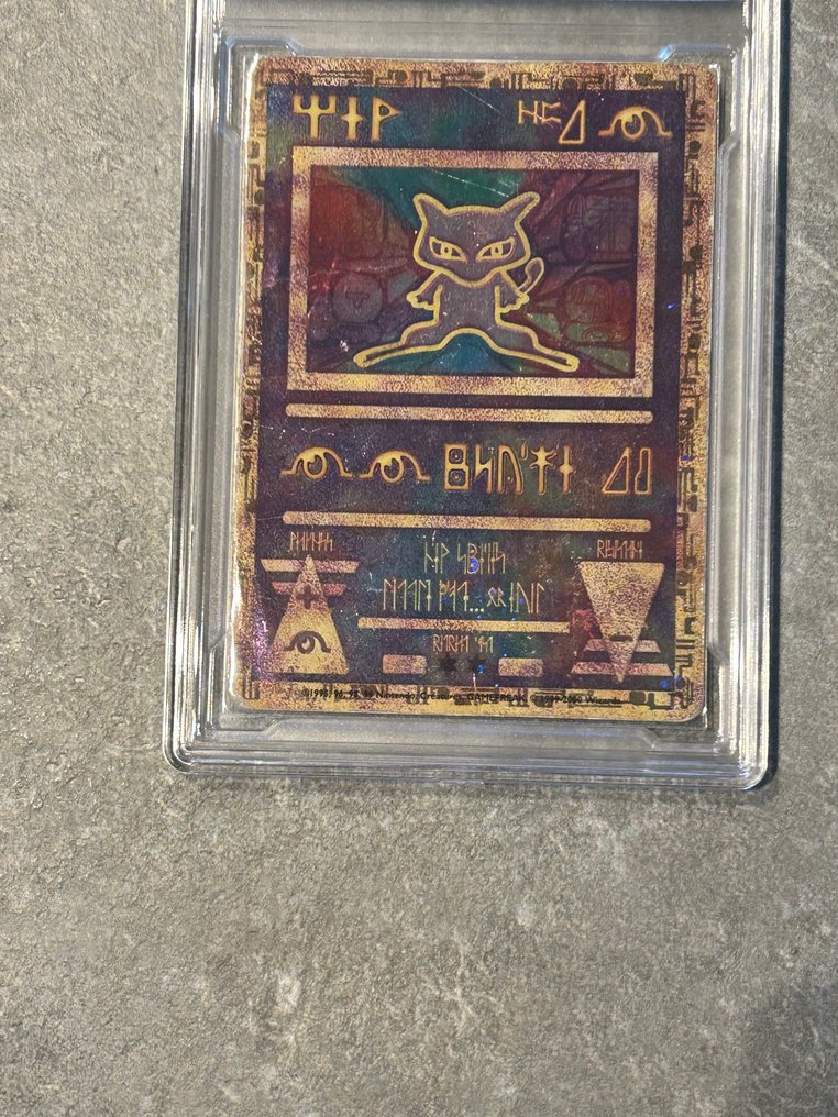 Pokémon - 1 Graded card - Mew 秘密稀有 - GG 1 - Various sets - 签名卡已认证并评级 #1.0