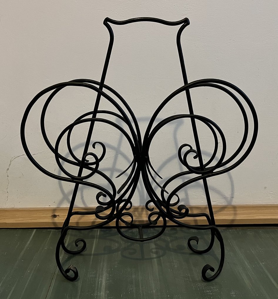 Stojak na czasopisma - Żelazo #1.0