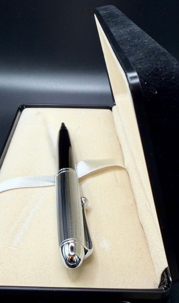 Aurora - 827 SNKA - Kuulakärkikynä #3.2