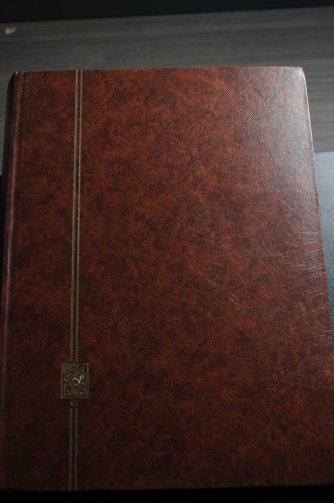 Tilbehør - 7 lagringsbøker med hvite sider i pen stand. #1.0