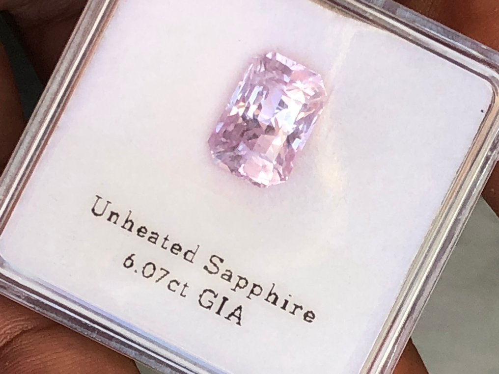 1 pcs  粉色 蓝宝石  - 6.07 ct - 美国宝石研究院（GIA） #2.1