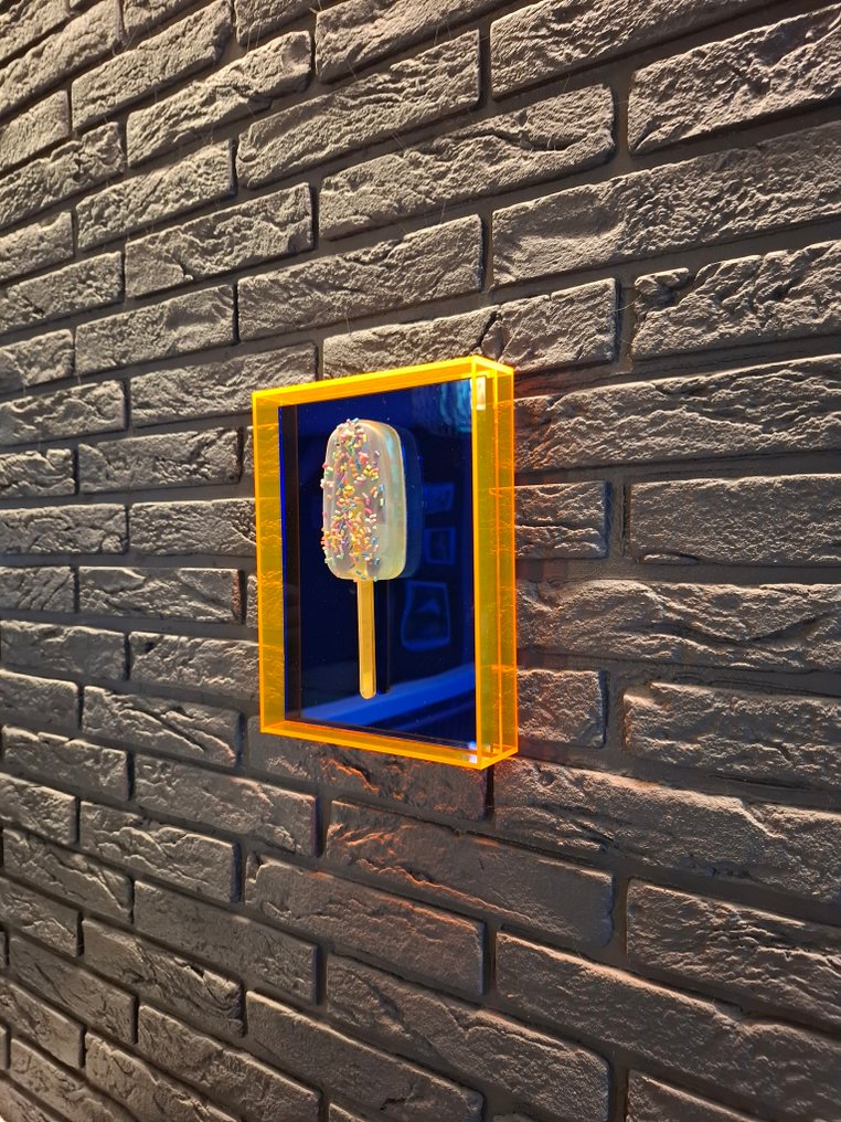 ELEMENTAL - Neon Ice Cream - Mirror edition #3.2