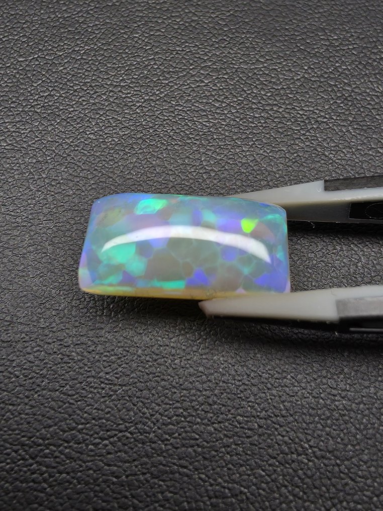 6.0克拉天然白色欧泊 弧面形 - 高度: 17.6 mm - 闊度: 9.1 mm- 1.2 g #3.2