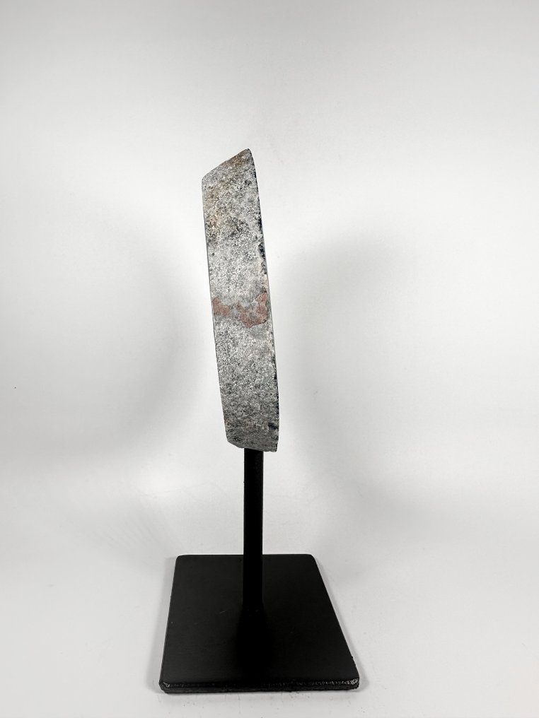 玛瑙配岩晶晶簇，放置在底座上 晶洞 - 高度: 220 mm - 闊度: 130 mm- 1063 g #4.3