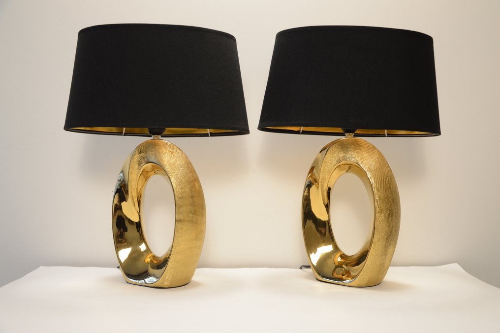 Επιτραπέζιο φωτιστικό (2) - Ζευγάρι κομψών μοντέρνων επιτραπέζιων λαμπών. - Ορείχαλκος, Μέταλλο, Λινό #4.3