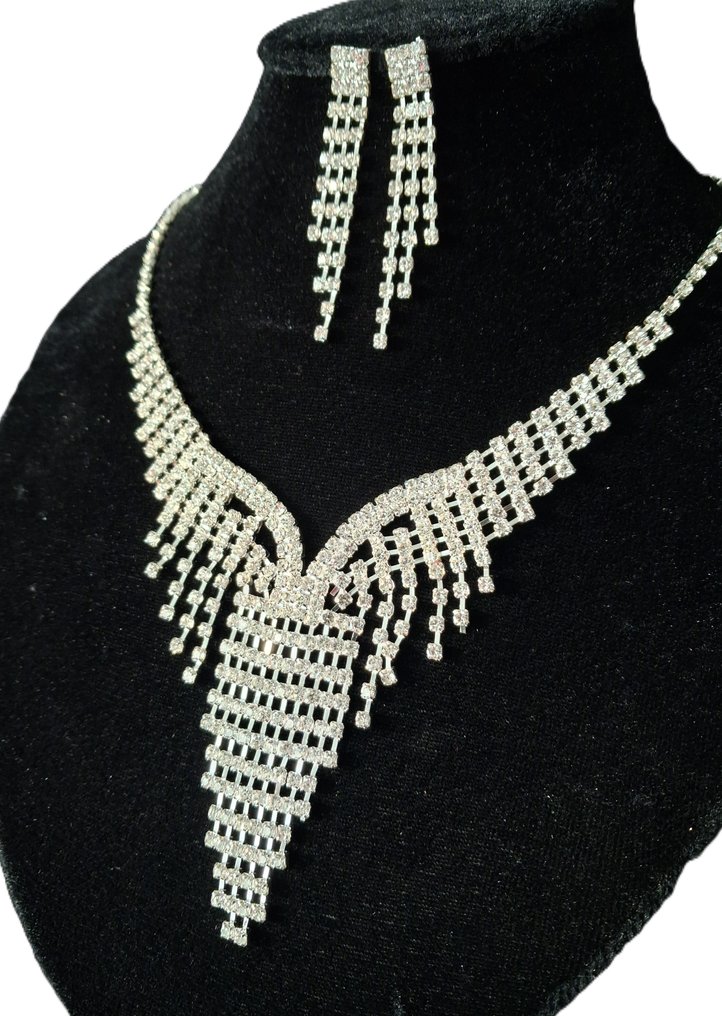 一款受Swarovski启发的极简项链 - 项链 #2.1