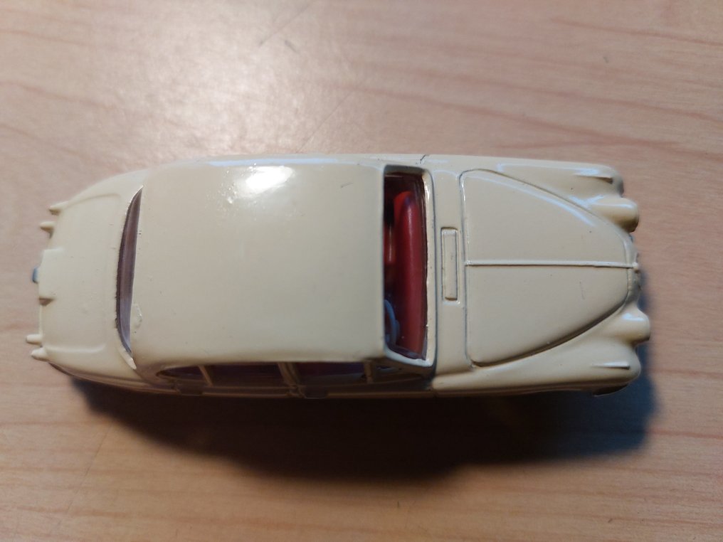 Dinky Toys 1:43 - Modellbil - 195 Jaguar 3.4 Saloon #3.2