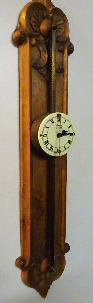 Såg klocka - Vintage Trä, Mässing, Emalj - 1950-1960 - Sågklocka #1.0