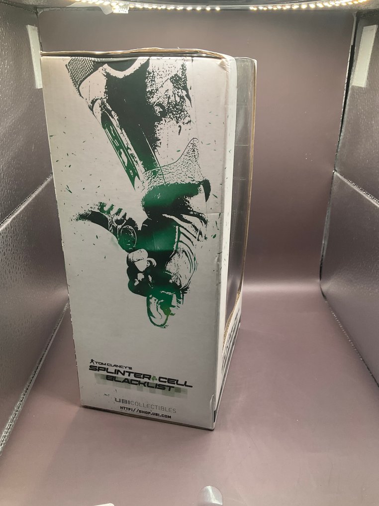 Ubicollectibles  - Action-Figur Sam Fisher Desert Suit - 2010–2020 - USA #2.1