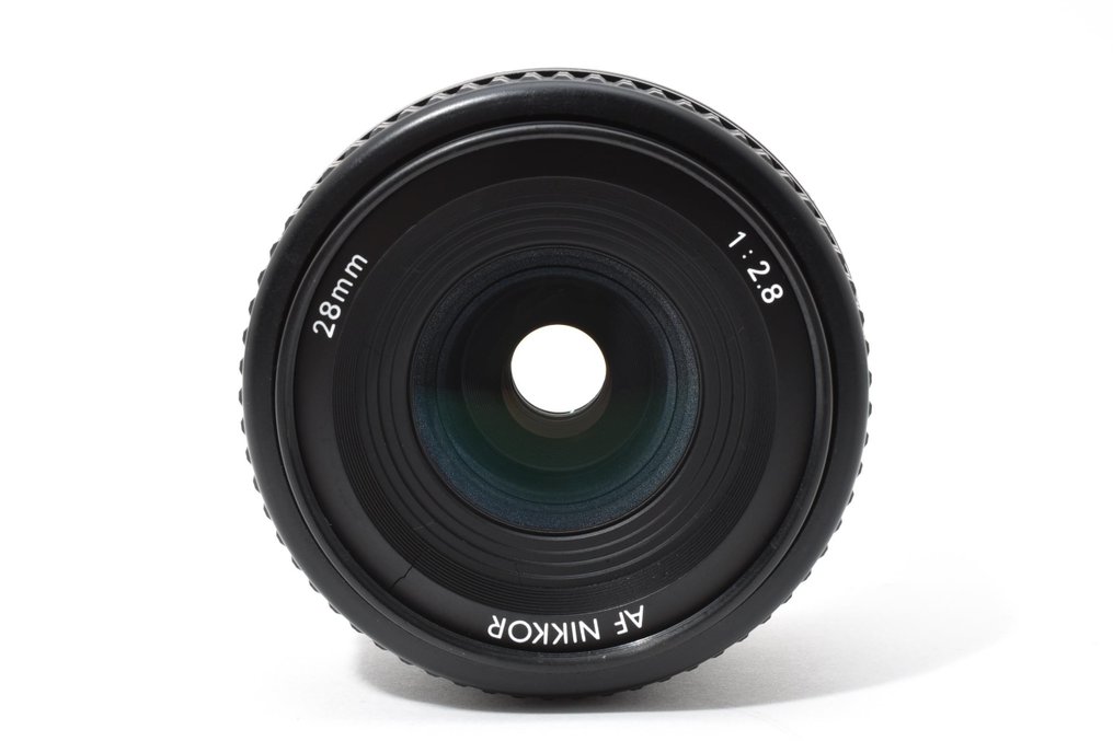 Nikon AF NIKKOR 2.8/28mm Objectif principal #4.3