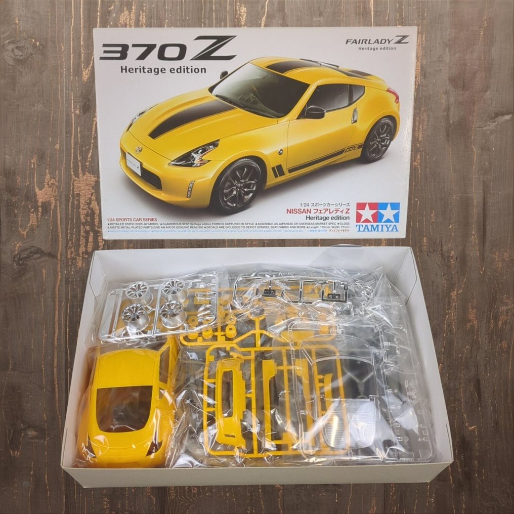 Tamiya  - Αυτοκινητάκι 1/24 SCALE NISSAN 370Z Heritage Edition - 1990-2000 - Ιαπωνία #1.0