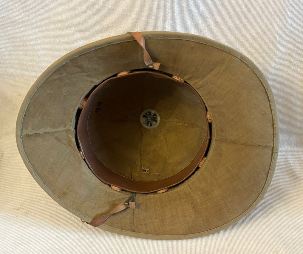 意大利 - 意大利热带帽，来自20世纪40至50年代 - 军用头盔 #2.1