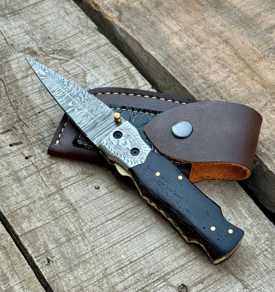 Küchenmesser -  Küchenmesser - Klappmesser - Liner Lock - Wenge-Holz mit Gravur - Leder - ASIEN - Holz - Asien #1.0