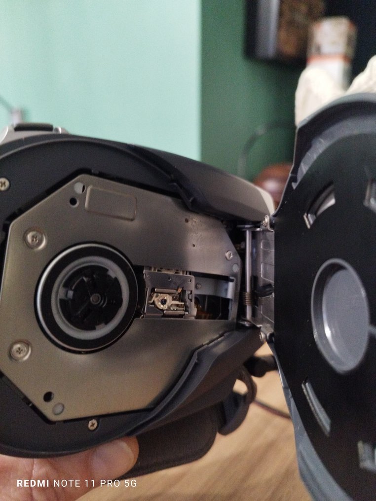 Canon DC211 DVD camera #3.2