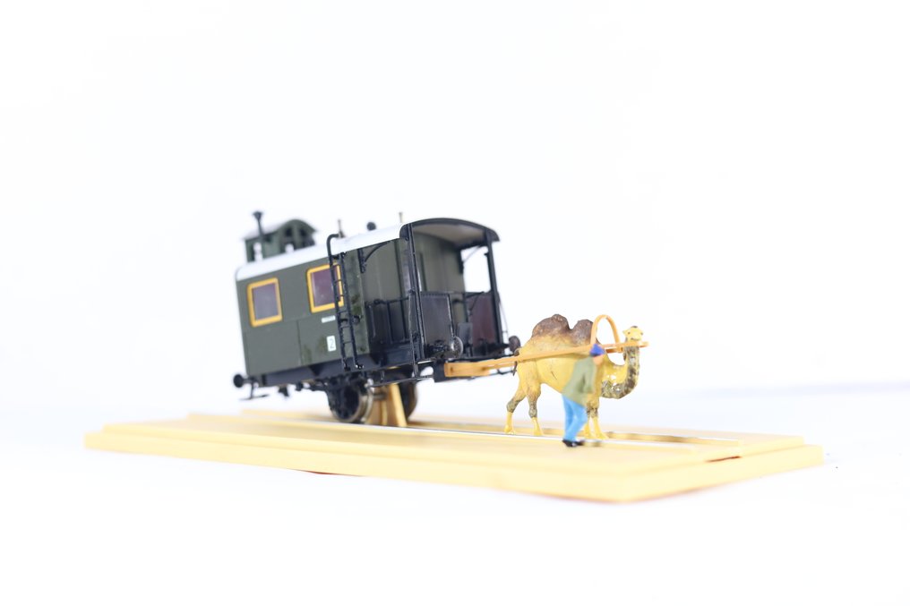 Märklin H0 - 45092 - Τρένο μοντελισμού μεταφοράς εμπορευμάτων (1) - Αυτοκίνητο, καμήλα και καρότσι, σε σιδηροδρόμους μέσα στην έρημο - DB #1.0