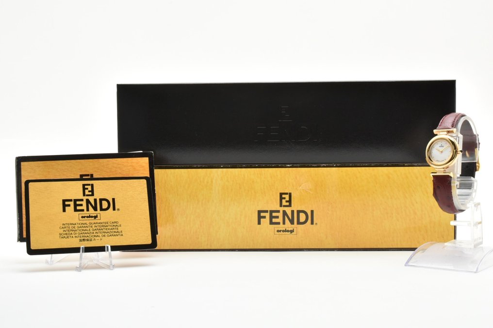 Fendi - χωρίς τιμή ασφαλείας - 061-320L-517 - Γυναίκες - 1990-1999  #2.1