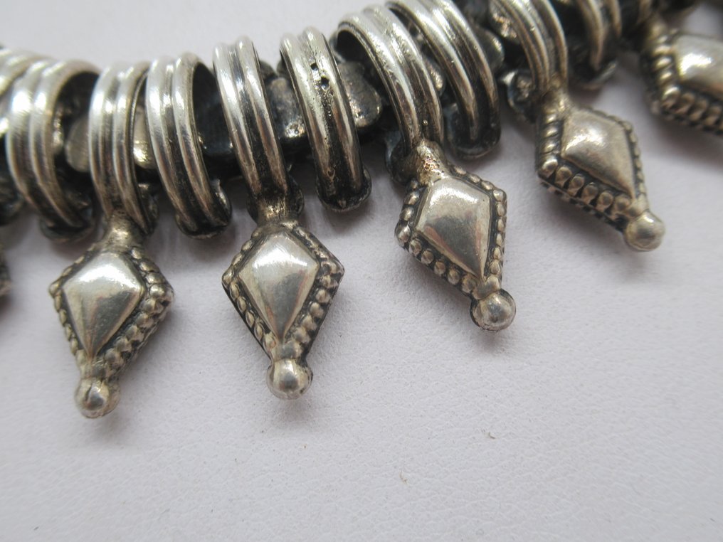 Ασημί - Ινδία - Δεν ξέρω #2.1