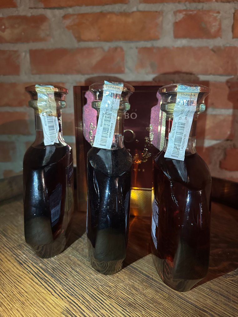 Shabo - Brandy XO 12 yo, 10yo + 5yo Reserve - b. 2025 - 0,5 L - 3 pullojen #1.0